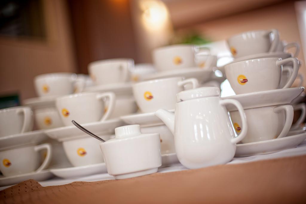 Hotel Jarota 야로친 외부 사진