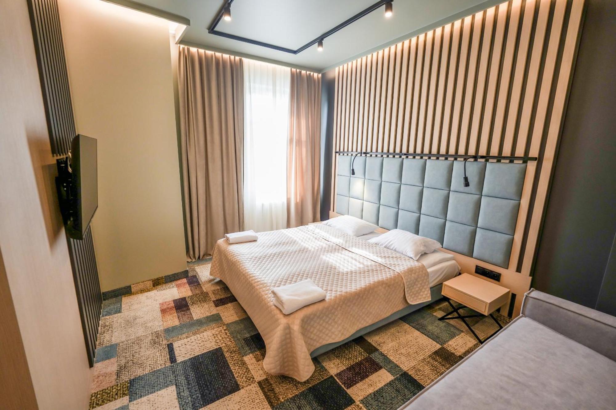Hotel Jarota 야로친 외부 사진